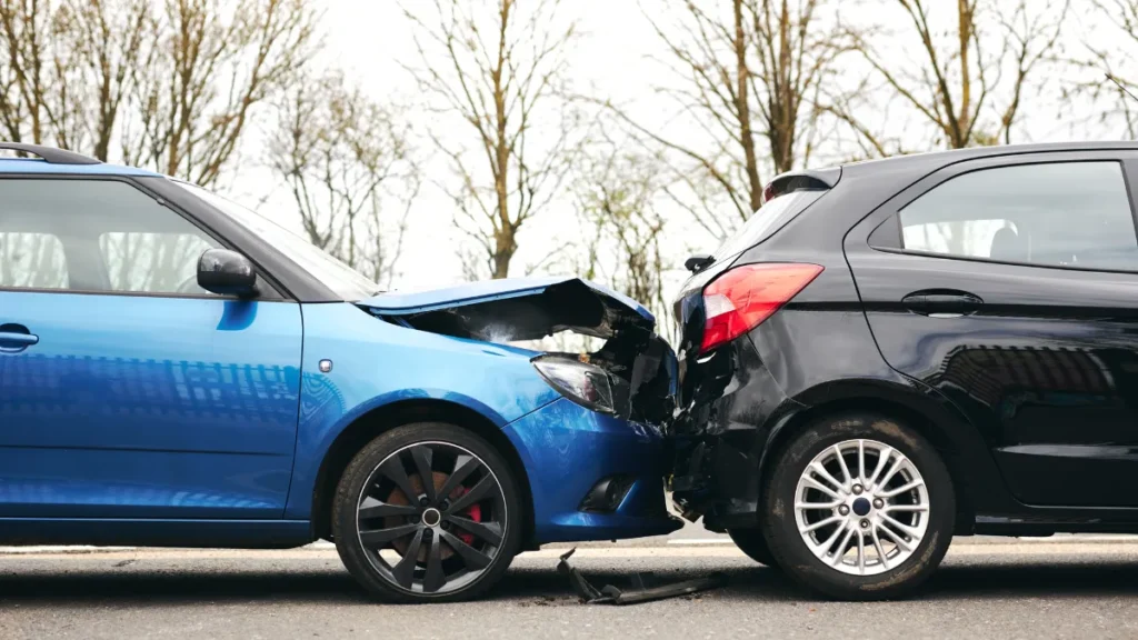 Our Bradenton rear-end car accident lawyers investigate every detail to identify the cause and prove fault.